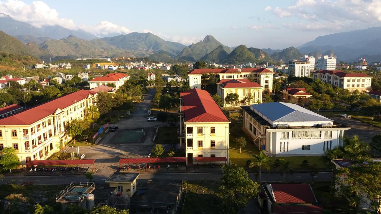 Minh Son Hotel Ta Lan Than Extérieur photo